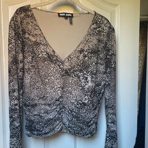 *NEW* DKNY Women’s Ruched Top. Super cute!